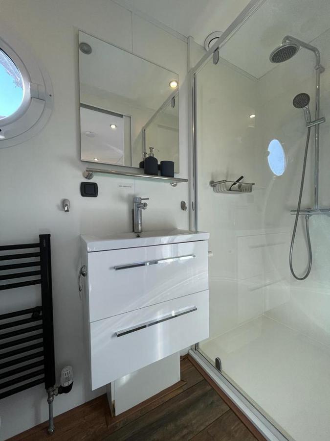 Houseboat Kamperland Hotell Eksteriør bilde